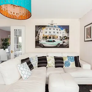  Holiday home Inspiring Near The Centre Of Leeds United Kingdom