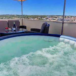  Apartment Alpha - 2 Bedrooms, Private Rooftop Patio With Hot Tub, Bbq And View Portugal